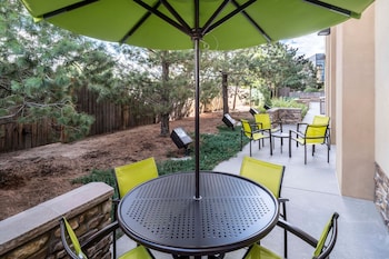 springhill suites marriott colorado springs south