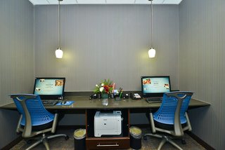 hampton inn and suites columbia southeast ft jackson