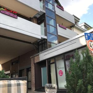Balthasar Neumann,Near Schlossparkstadion,4 star