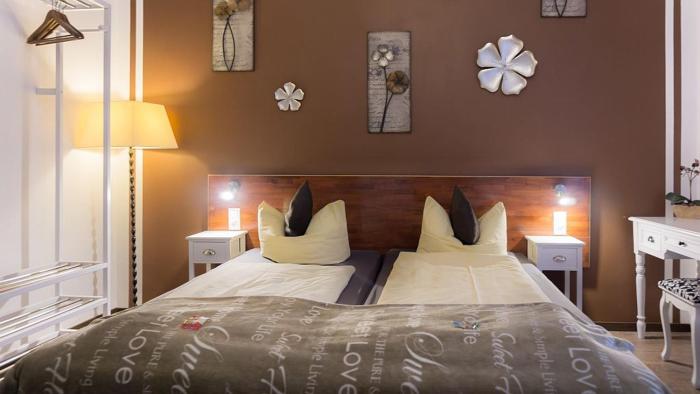 hotel skada city colln