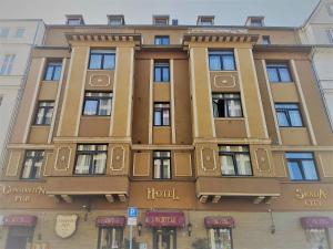 hotel skada city colln