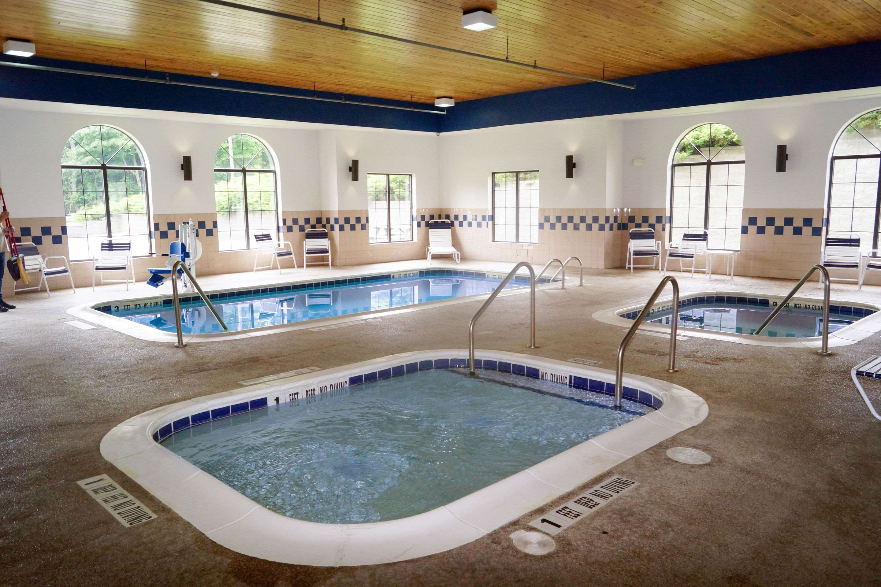 comfort inn and suites milford cooperstown