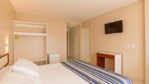 el aram beach and convention