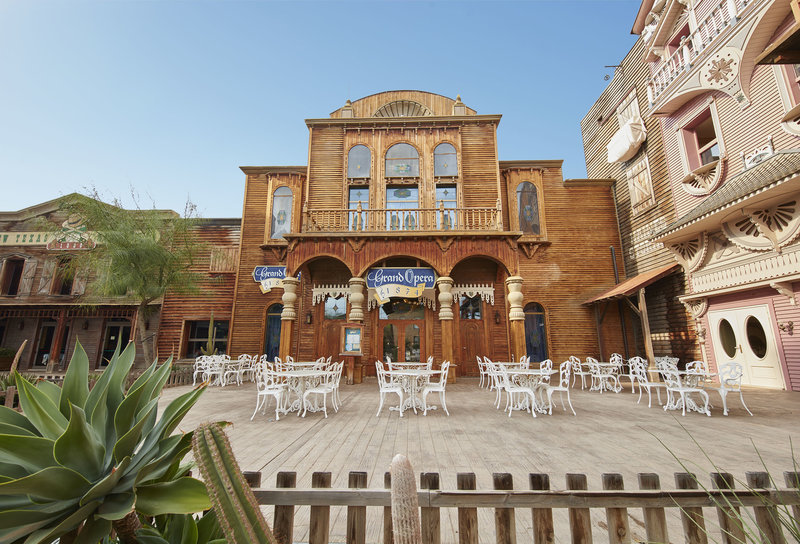portaventura hotel gold river theme park tickets included