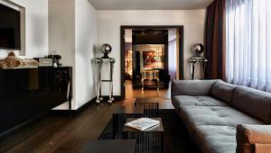 Roomers Frankfurt Central, Autograph Collection,Near Staedel Museum,5 star