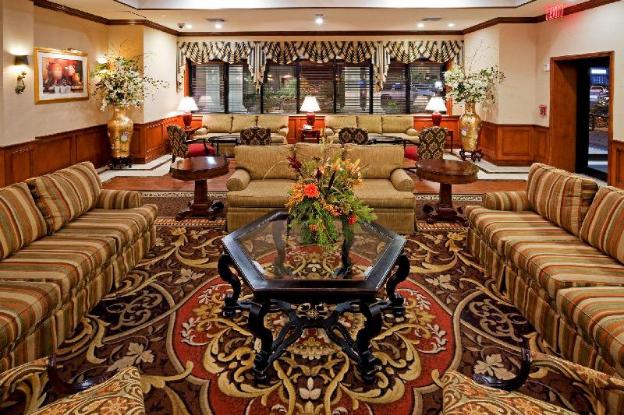 rockville centre hotel