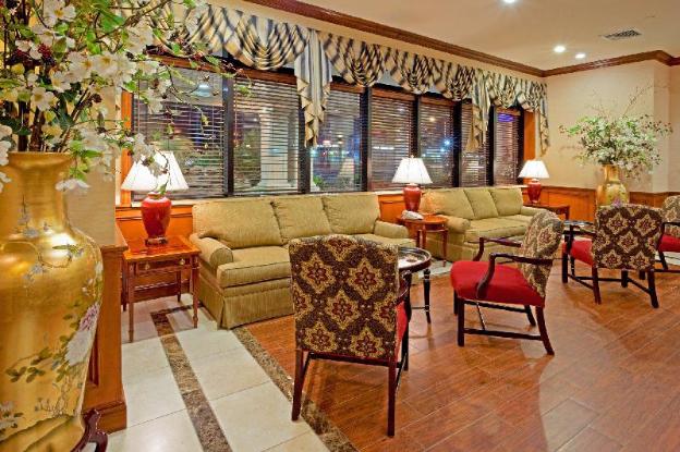 rockville centre hotel