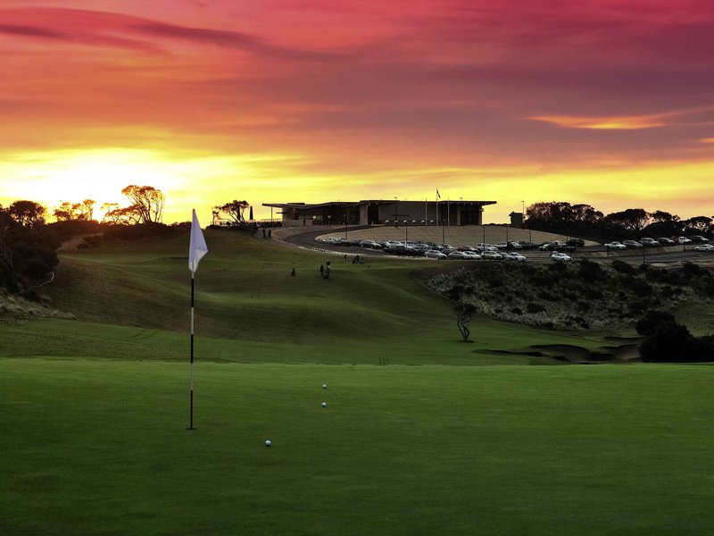 mercure portsea