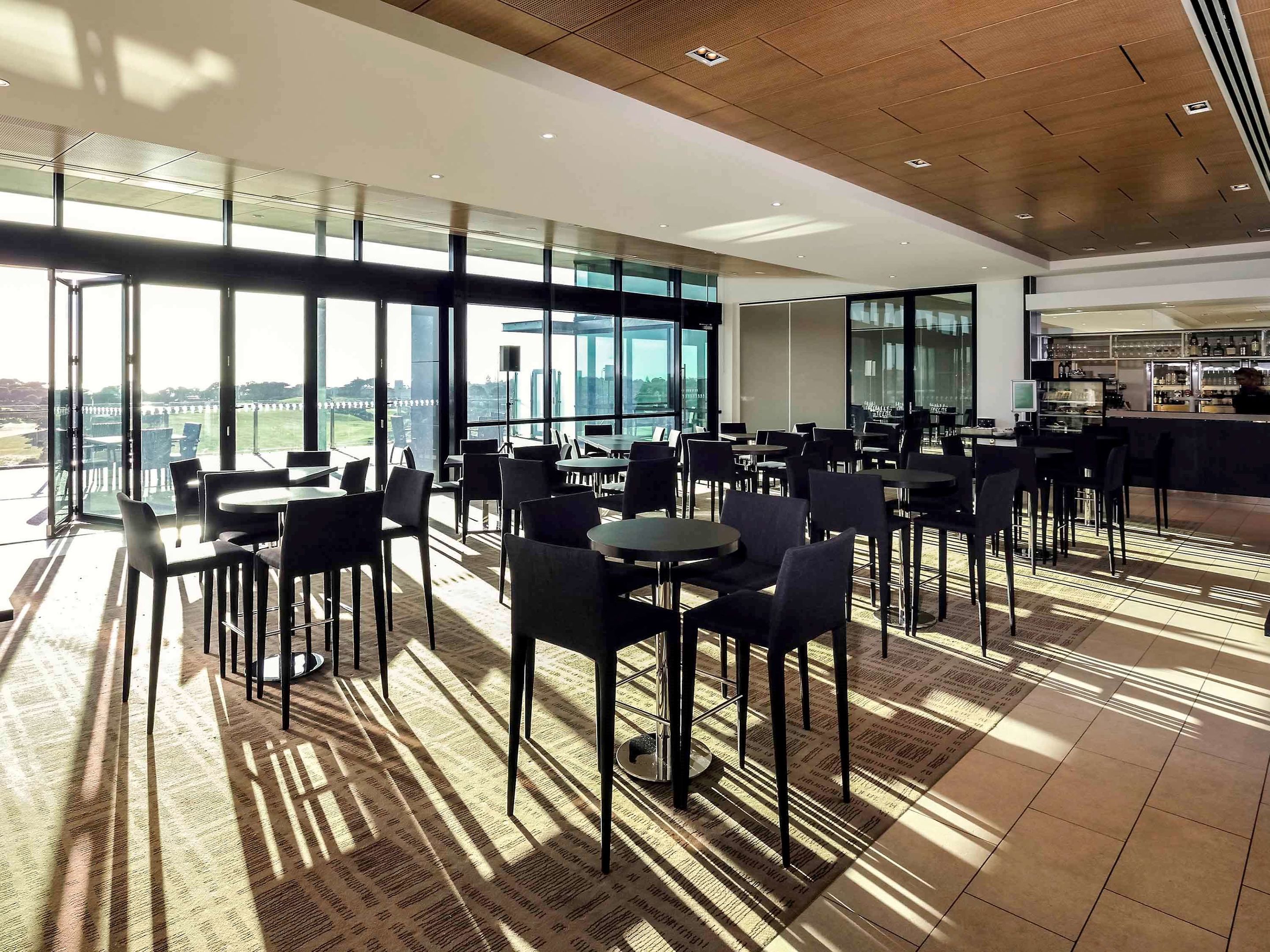 mercure portsea
