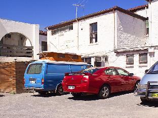adelaide travellers inn hostel