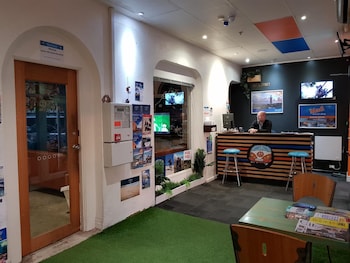 adelaide travellers inn hostel