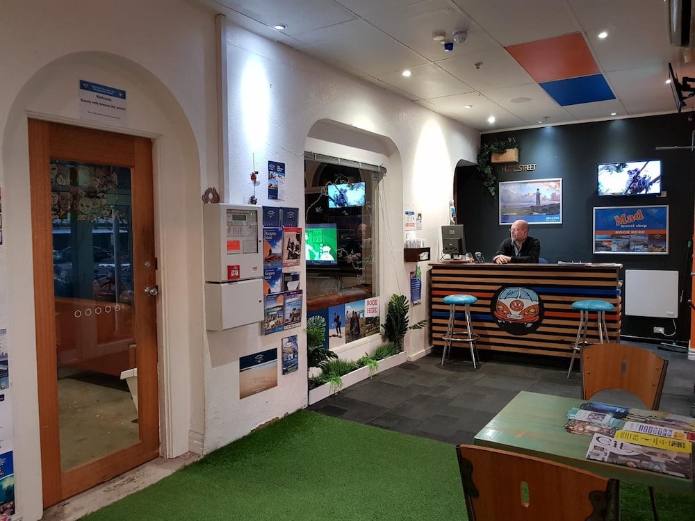 adelaide travellers inn hostel
