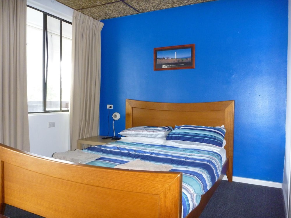 adelaide travellers inn hostel