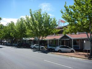 Adelaide Travellers Inn - Hostel,South Australia>>Adelaide,2 star