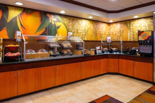 fairfield inn and suites by marriott greensboro wendover
