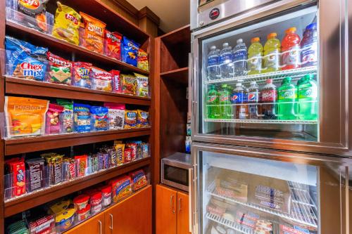 fairfield inn and suites by marriott greensboro wendover