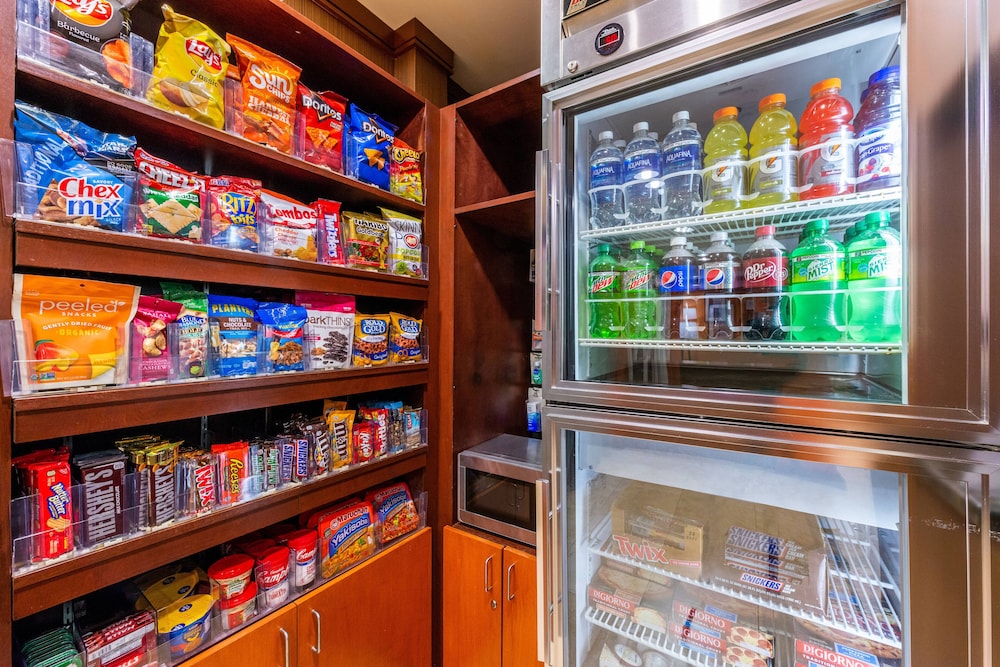 fairfield inn and suites by marriott greensboro wendover