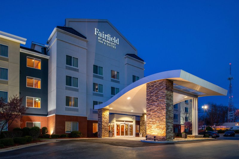 Fairfield Inn & Suites By Marriott Greensboro Wendover