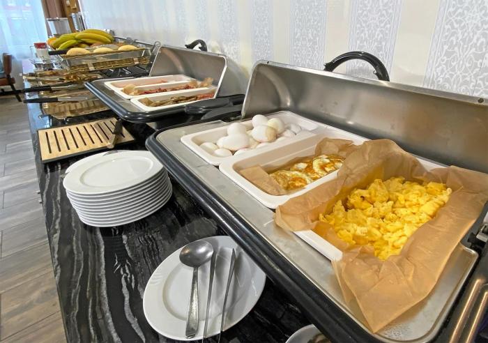 hotel and restaurant danner