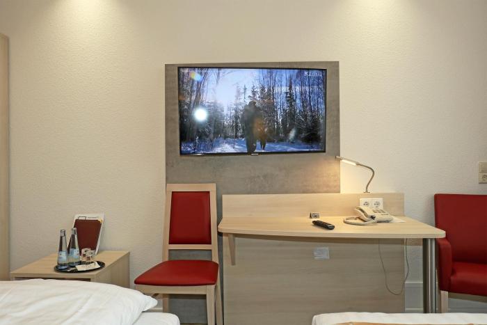 hotel and restaurant danner