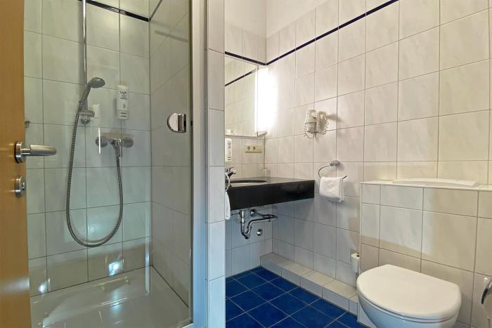 hotel and restaurant danner