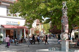 hotel and restaurant danner