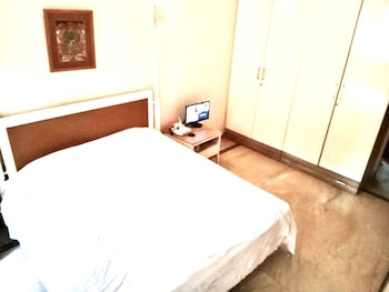 captivating 2 bed apartment in new delhi