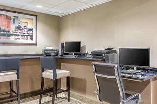 Comfort Inn & Suites Aberdeen Near Apg,Baltimore>>Aberdeen,3 star