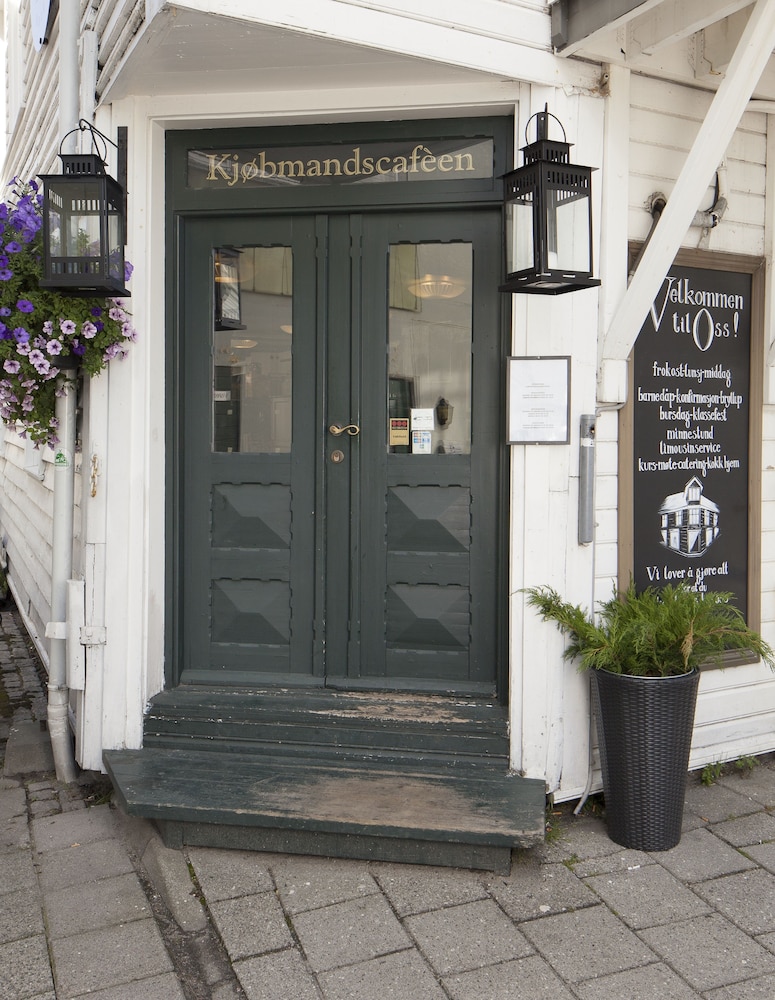 kj bmandsgaarden hotel