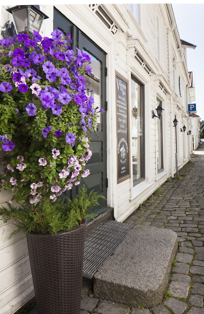 kj bmandsgaarden hotel