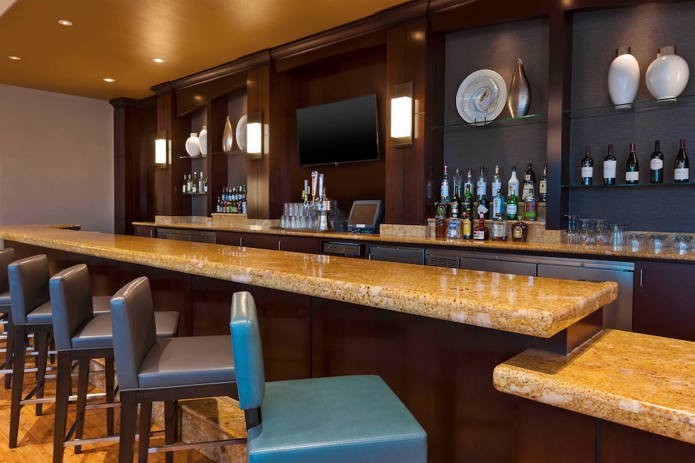 courtyard by marriott omaha la vista