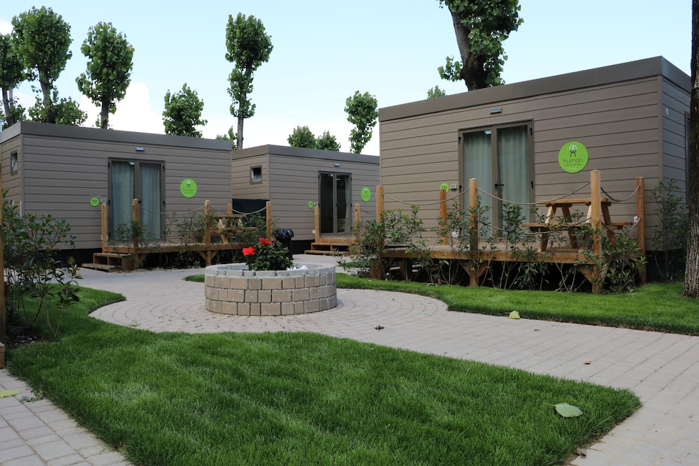 hu venezia camping in town