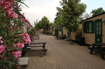 hu venezia camping in town