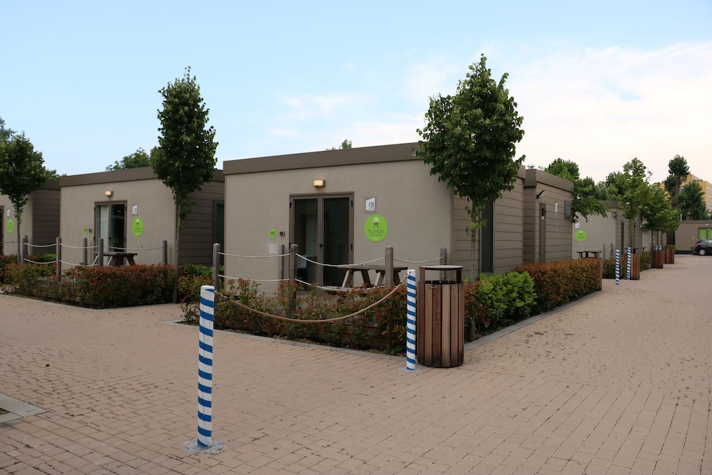 hu venezia camping in town