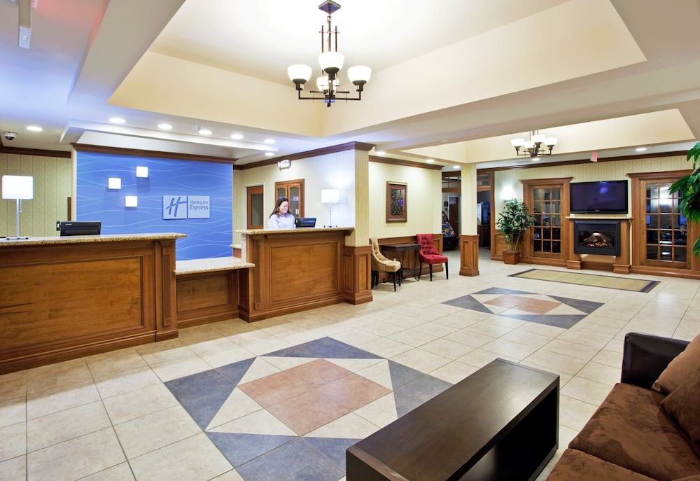 holiday inn express and suites howell an ihg hotel