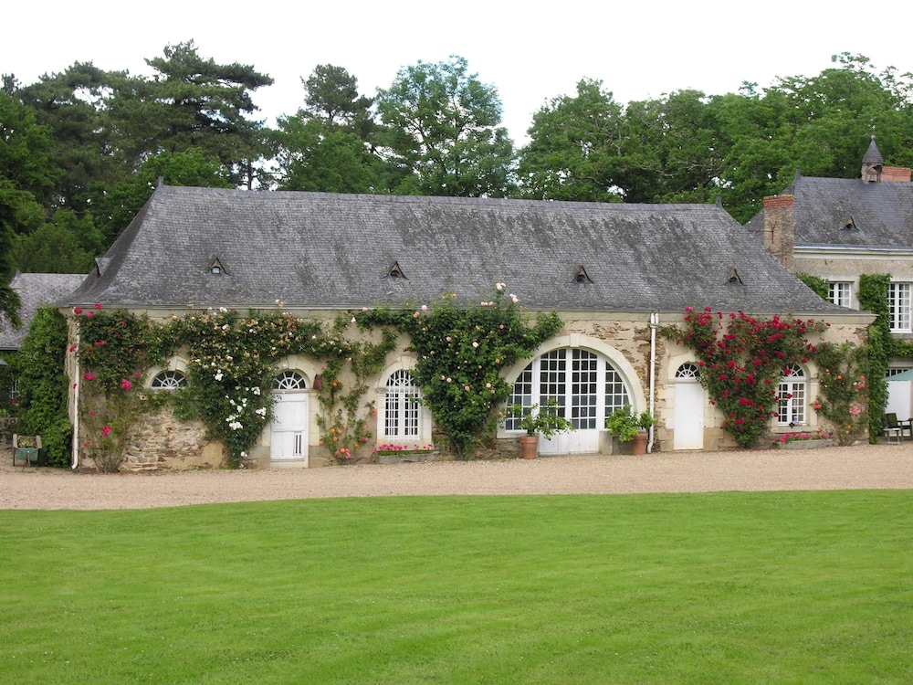 chateau du plessis anjou
