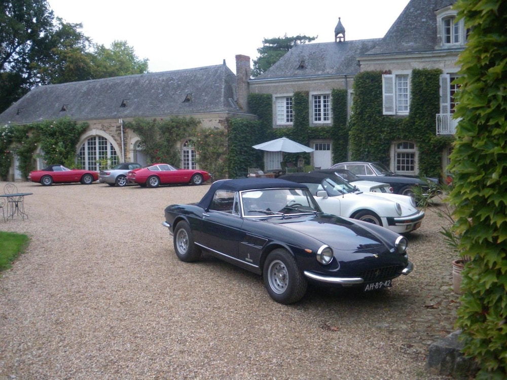 chateau du plessis anjou