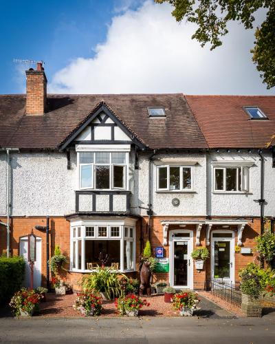 Ashgrove House - Guest House (Adults Only),Cotswolds>>Birmingham,4 star