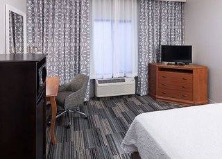 Hampton Inn & Suites Tulare,Tulare>>Fresno,3 star