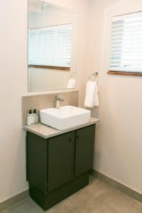 murray street 137 guest house