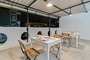 Super Hotel O Saraswati Niwas Vadgaon Budruk,Donaje>>Pune,3 star