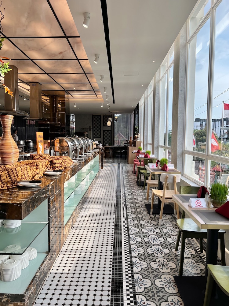 grand zuri malioboro yogyakarta