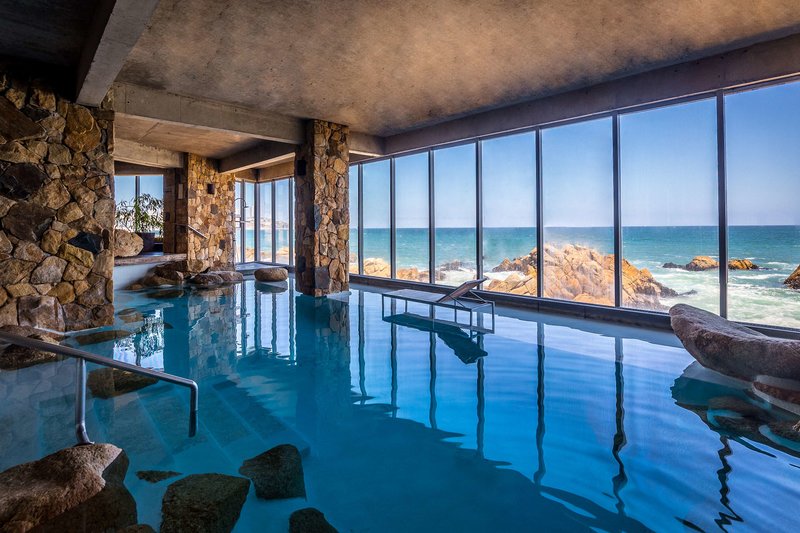 radisson blu acqua hotel and spa concon