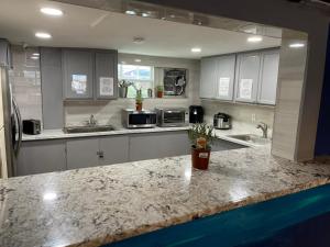 south beach rooms and hostel