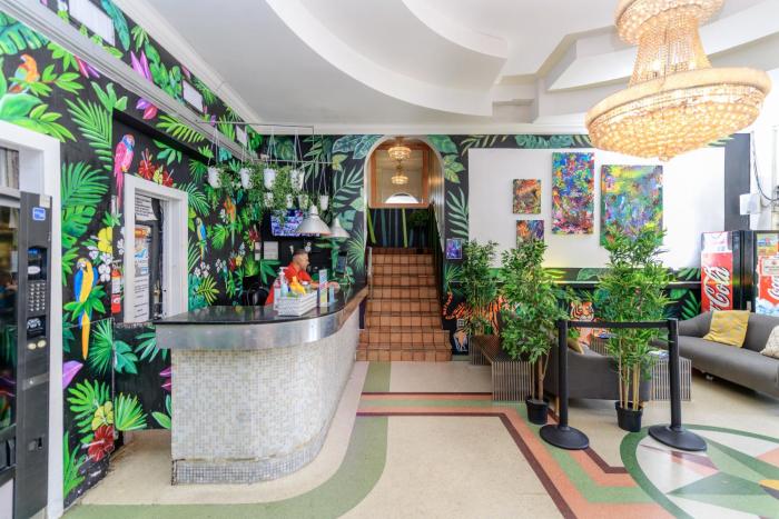 south beach rooms and hostel