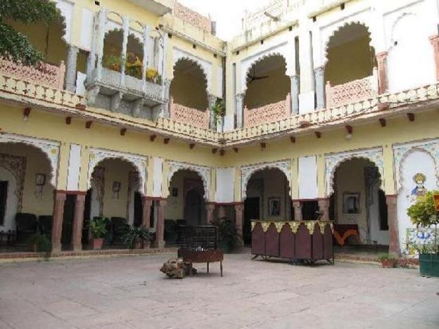 bassi fort palace