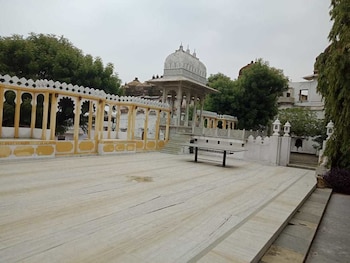 bassi fort palace
