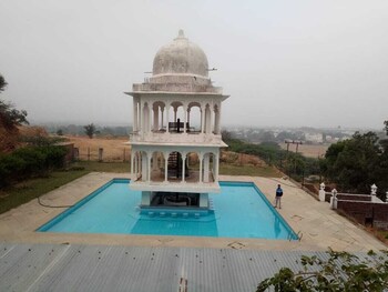 bassi fort palace