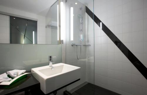 holiday inn bern westside by ihg