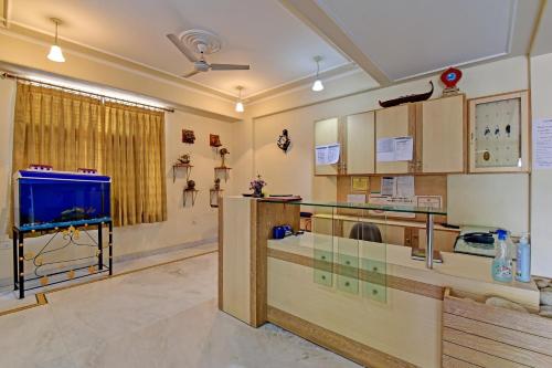 hotel o star board